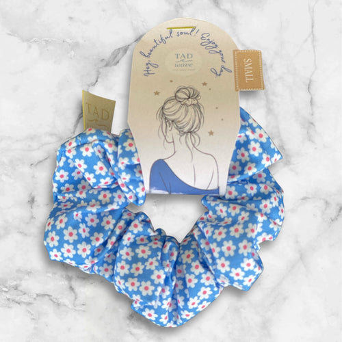 Blue Flower Daisy Scrunchie